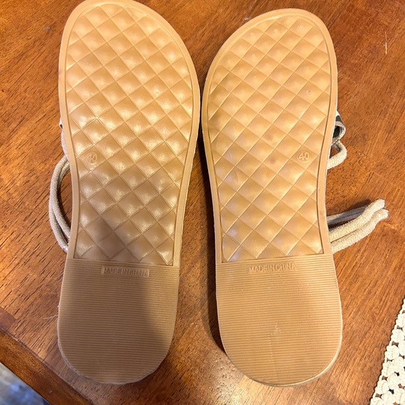 Leopard Sandals - Picture 2 of 3